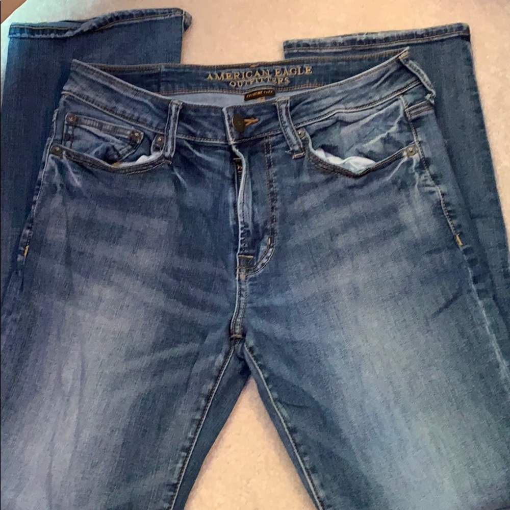 American Eagle Extreme flex jeans